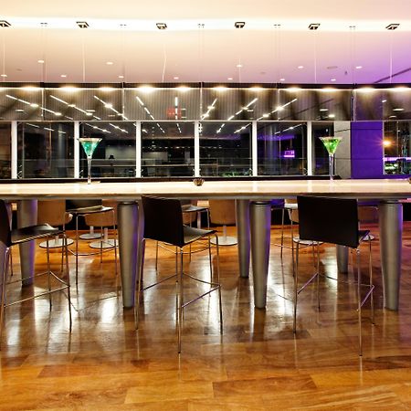 Holiday Inn Santo Domingo By Ihg Ngoại thất bức ảnh The interior of the lounge