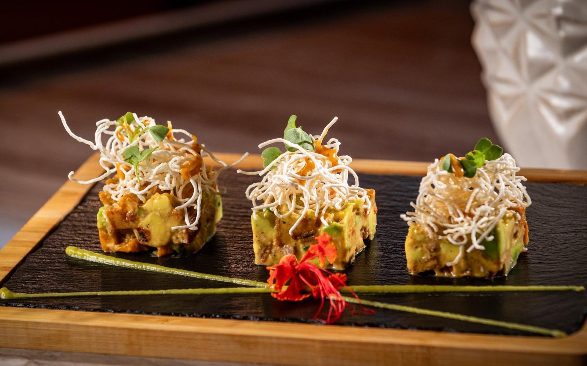 Holiday Inn Santo Domingo By Ihg Ngoại thất bức ảnh Avocado and bean sprouts